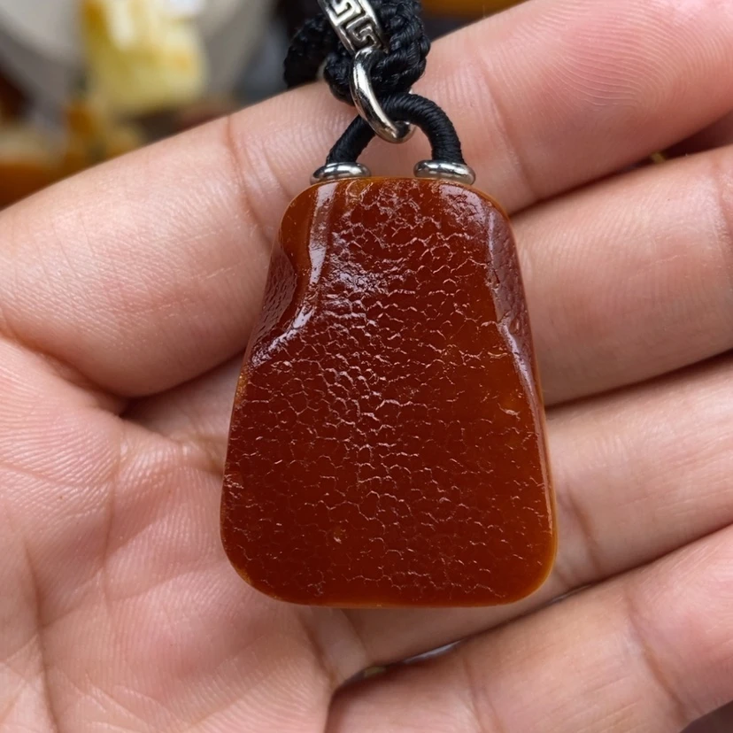 【闪购商品】琥珀颈饰未镶嵌