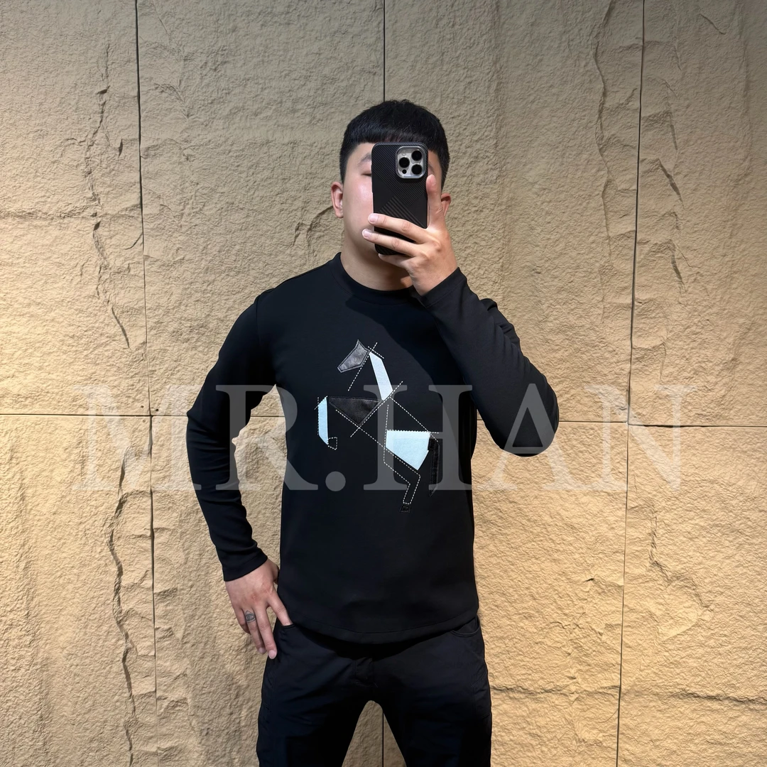 战马-刺绣长袖圆领秋冬日常常规T恤秋季时尚加厚男士百搭