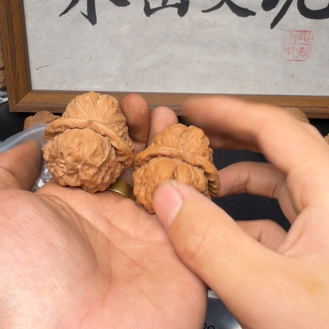 跃***儿文玩核桃吊坠43蛤蟆
