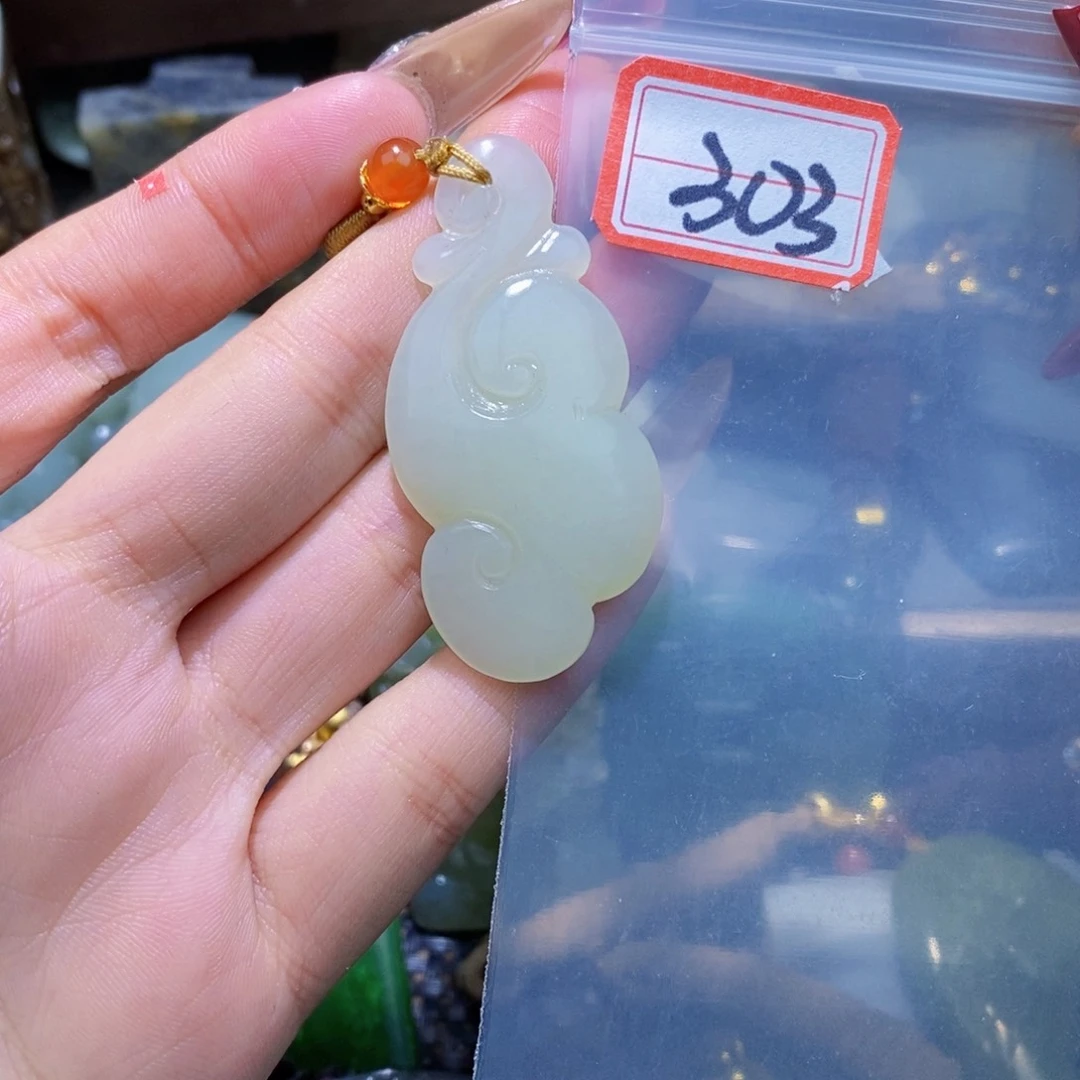 和田玉和田玉边角料随机发未镶嵌