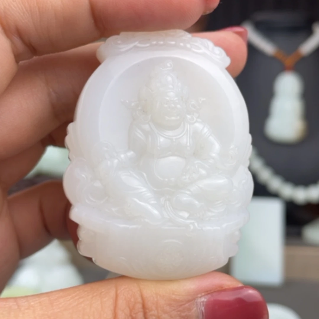 【闪购商品】颈饰未镶嵌和田玉