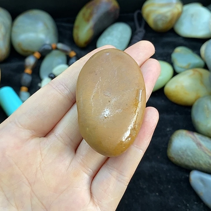 和田玉（糖玉）未镶嵌挂件