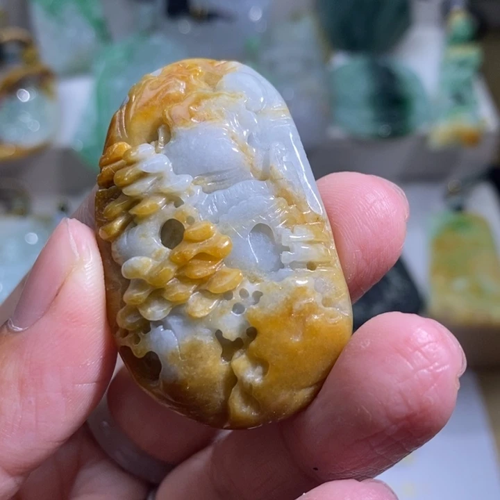 【闪购商品】颈饰未镶嵌翡翠山水