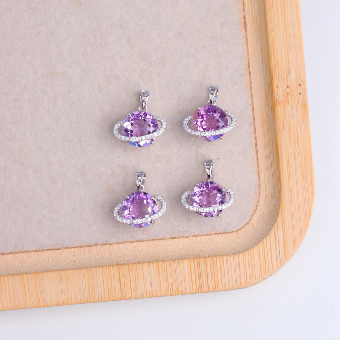 【琪琪珠宝】简约时尚紫水晶切面星球吊坠——多样性发货发其一