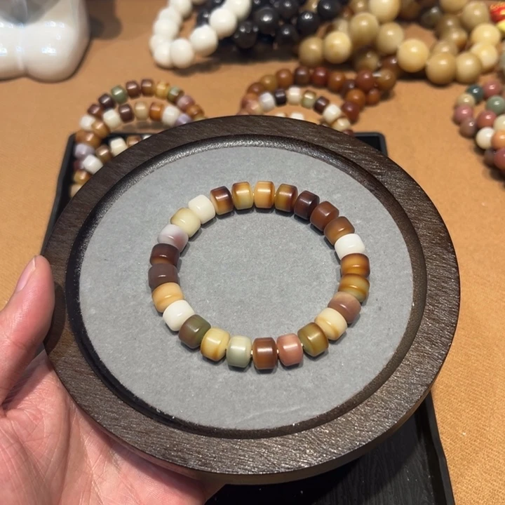 吊坠菩提根/象牙果小金轮