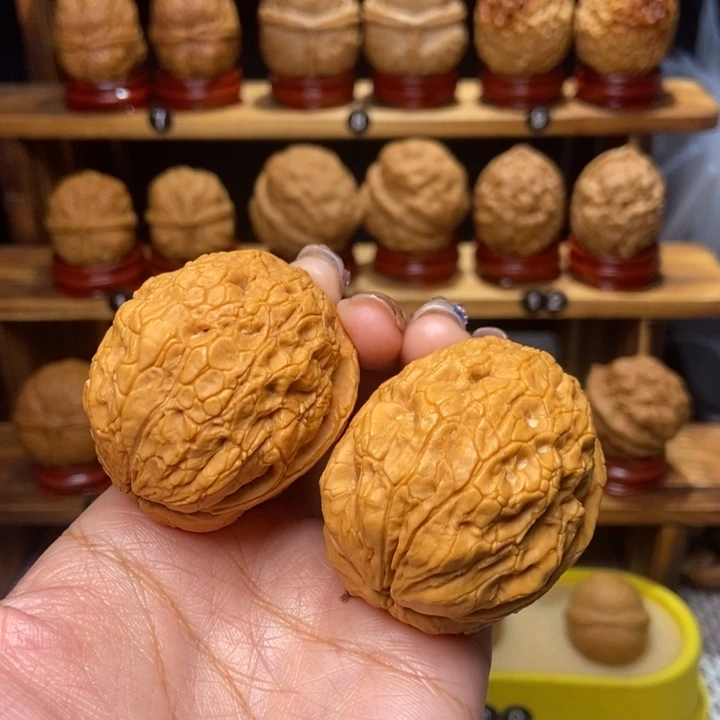 文玩核桃吊坠?**瓢金丝103