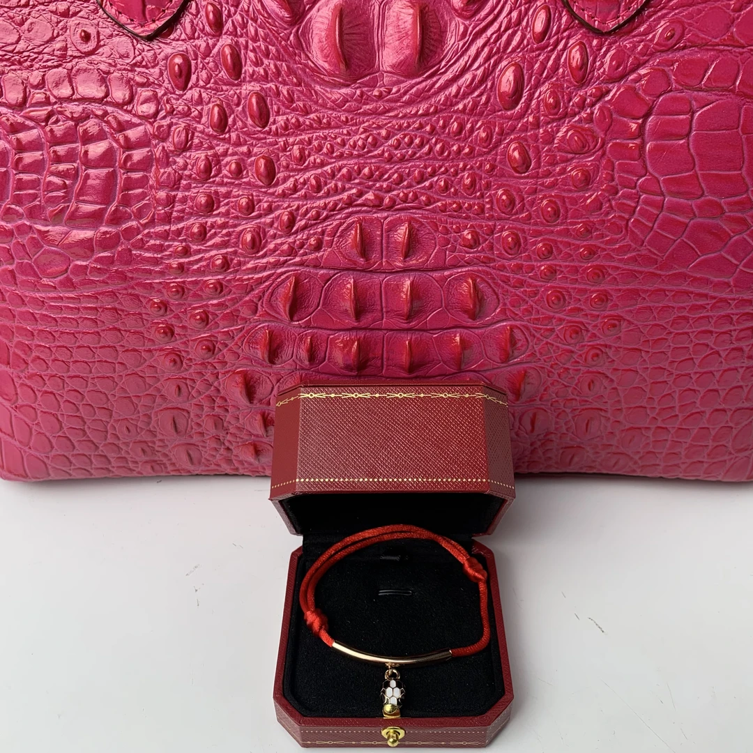 4022【LIANBANGH.K】时尚优雅女款手链