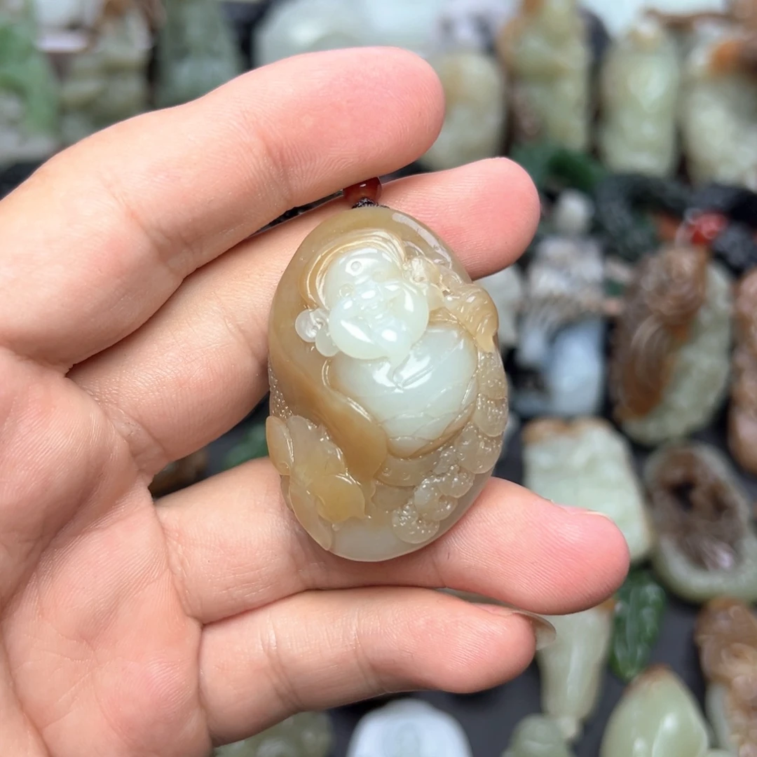 和田玉未镶嵌挂件