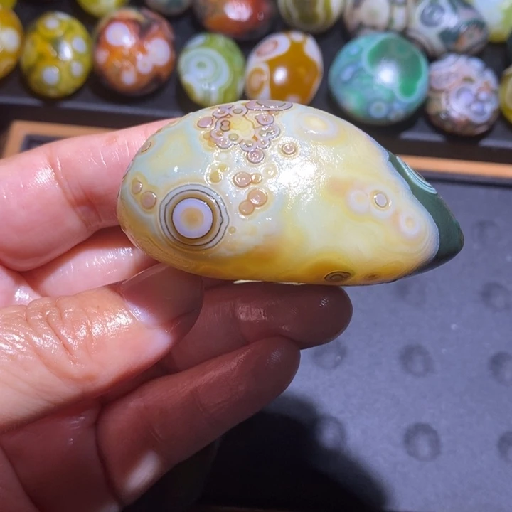 未镶嵌玛瑙/玉髓珠宝半成品28