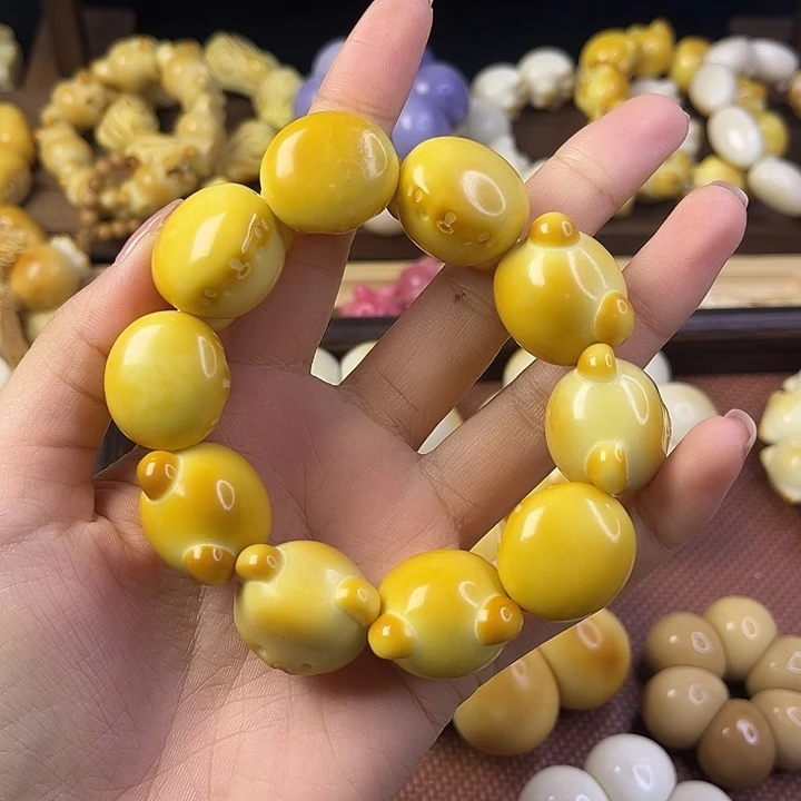 菩提根/象牙果吊坠微瑕小熊头