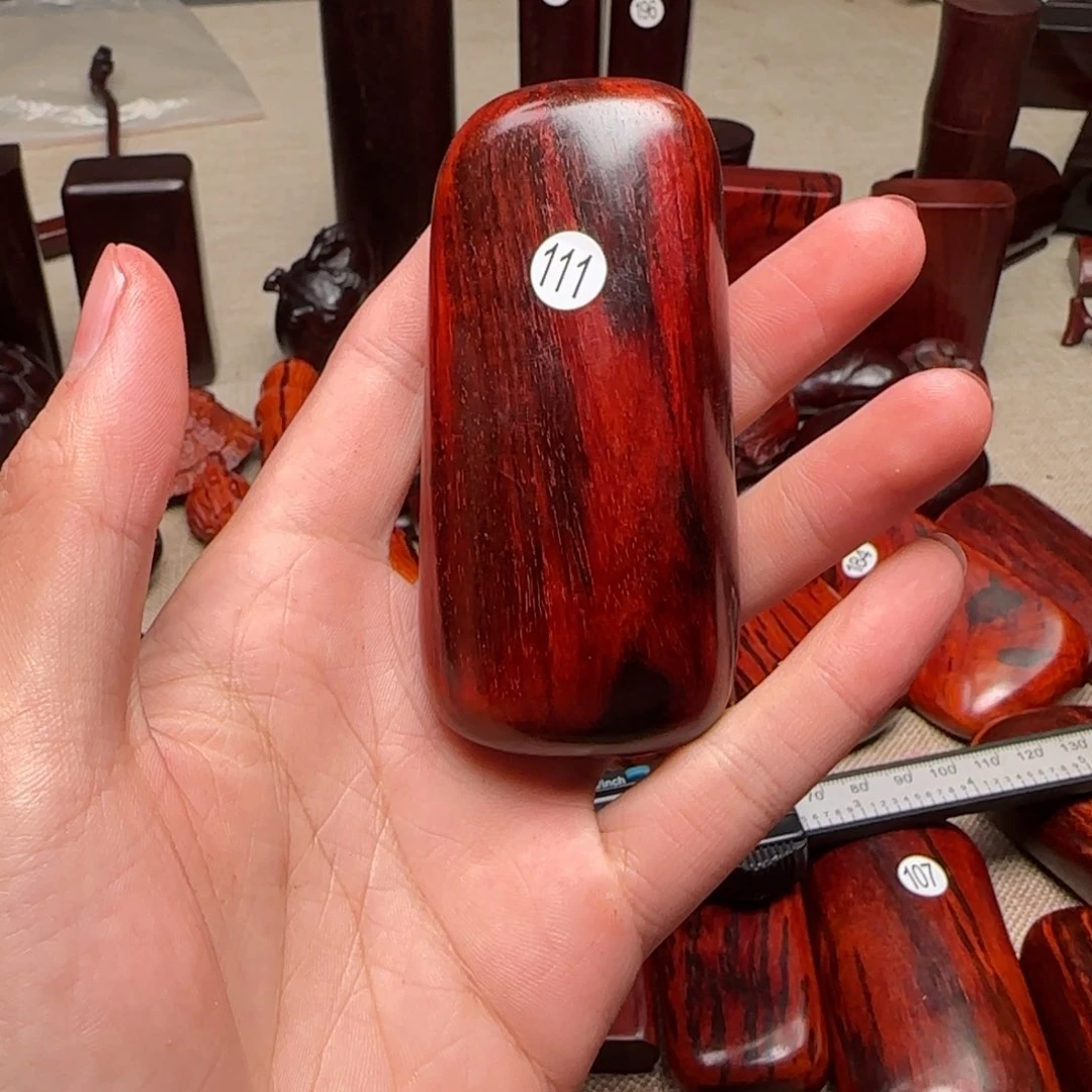 檀香紫檀（小叶紫檀）整**条