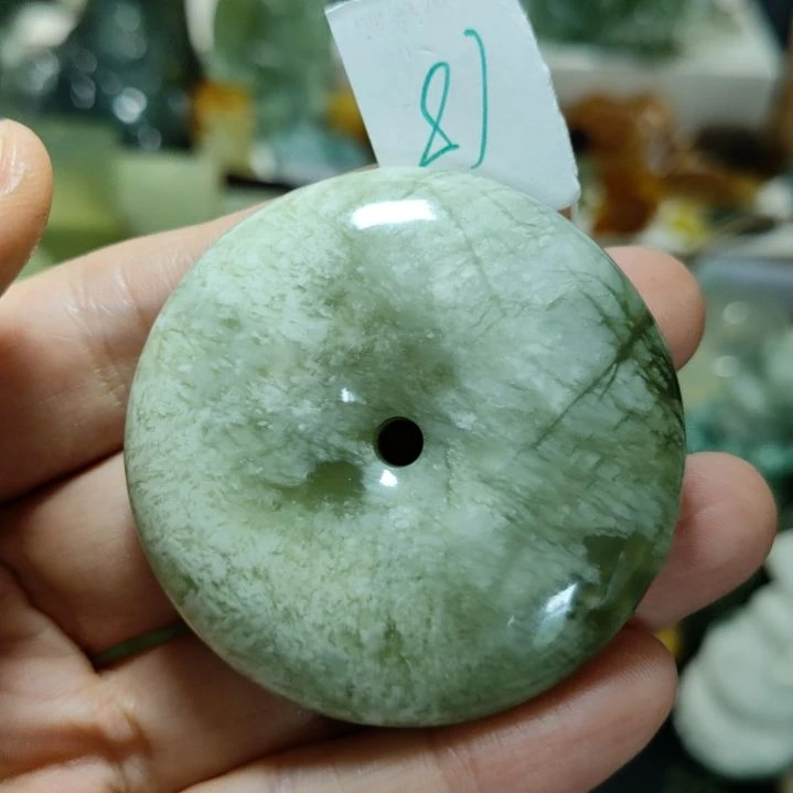 岫玉未镶嵌挂坠款式