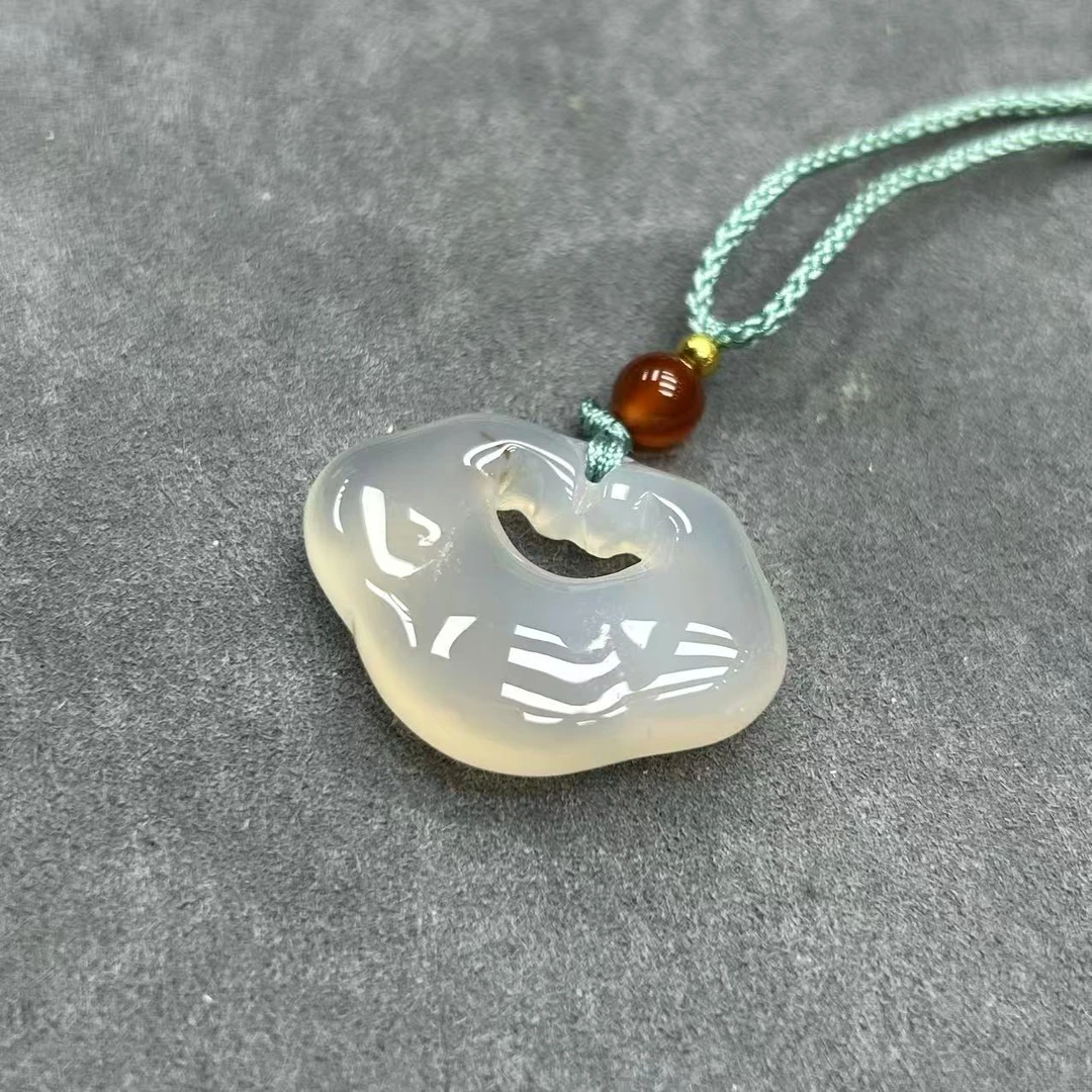 小九专属吊坠b394