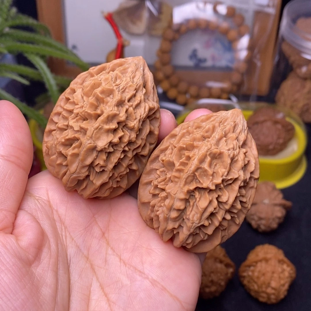 文玩核桃把件40招财鼠