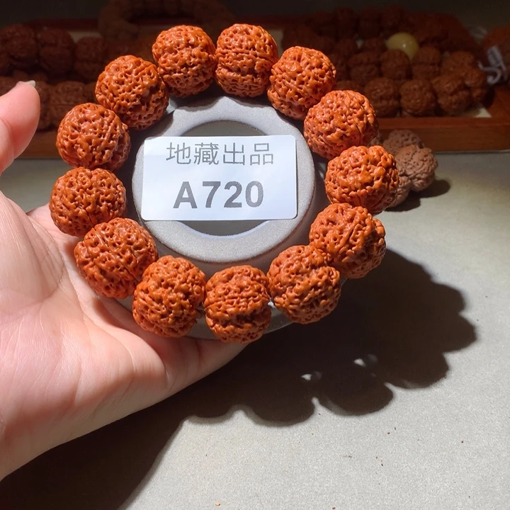 喜***人金刚菩提吊坠24尺寸铁血蜂王