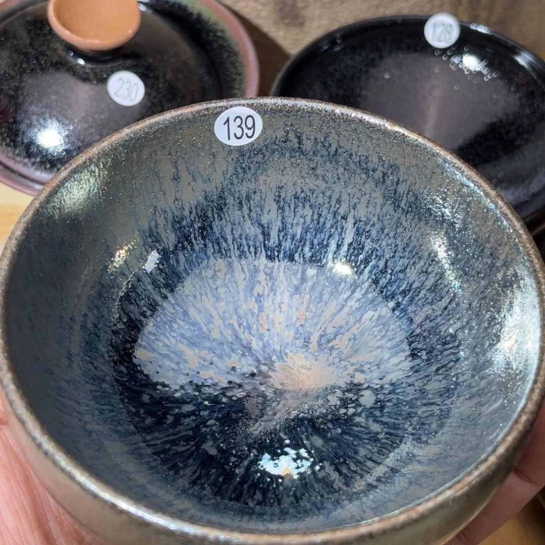 茶盏义兴龙窑坚持真柴烧