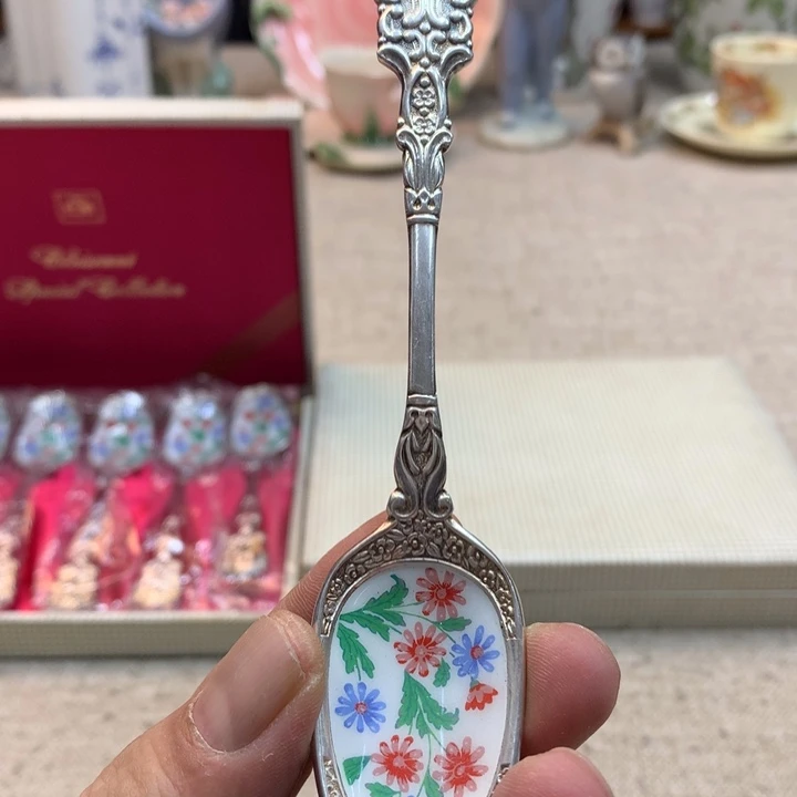 金瓷阁家的美丽瓷器