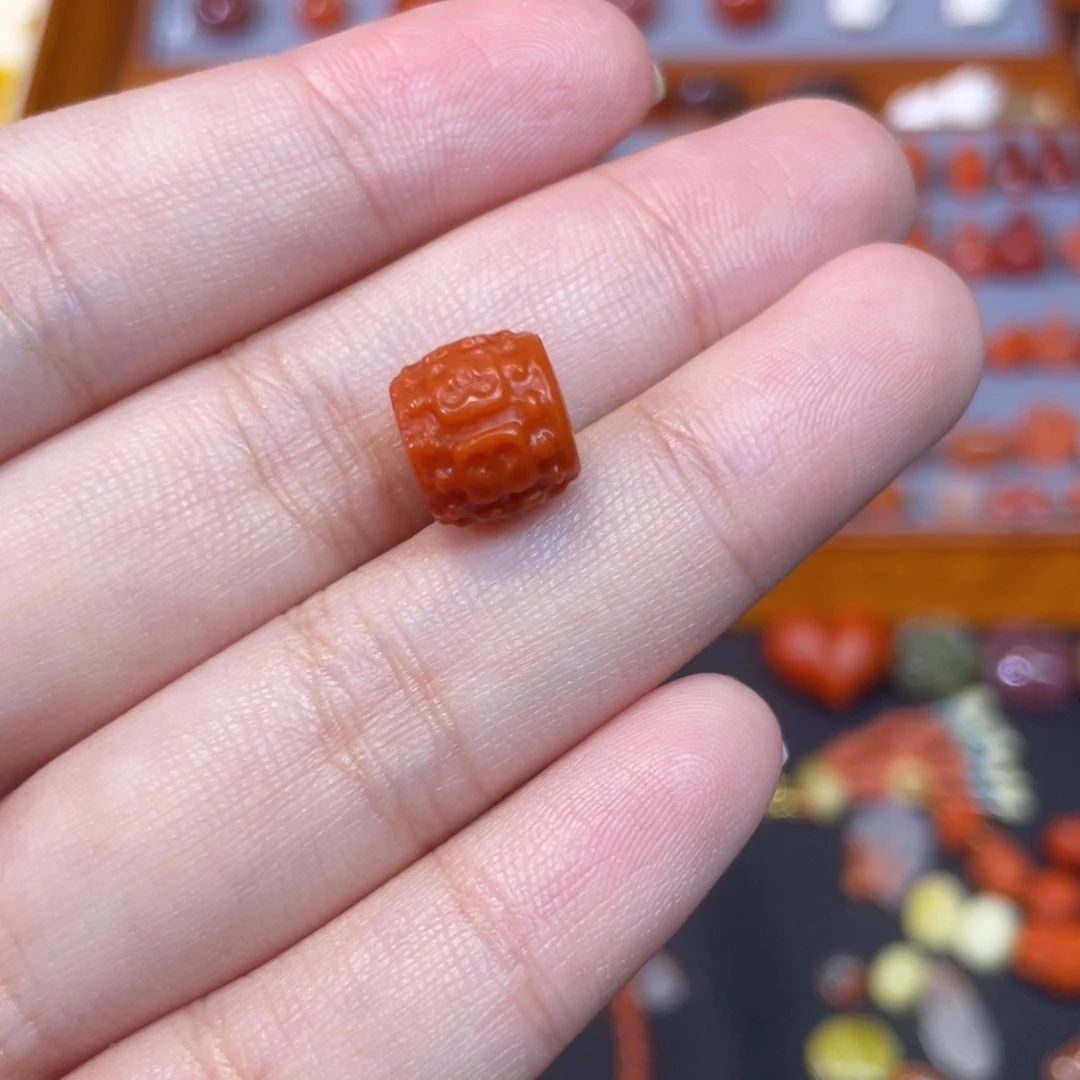 南红玛瑙未镶嵌回纹直切桶珠