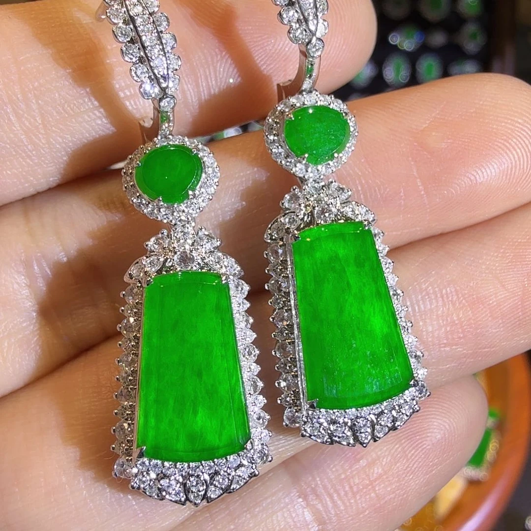 翡翠耳饰18K金镶嵌高冰满绿无事牌耳坠