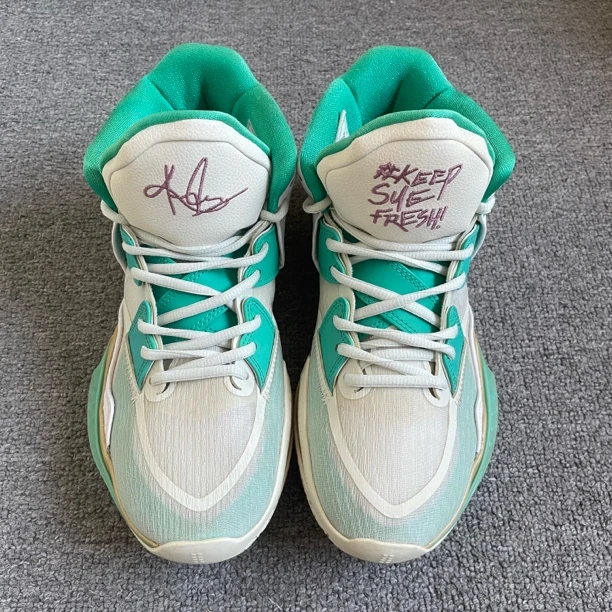 42.5码 欧文8 无原盒