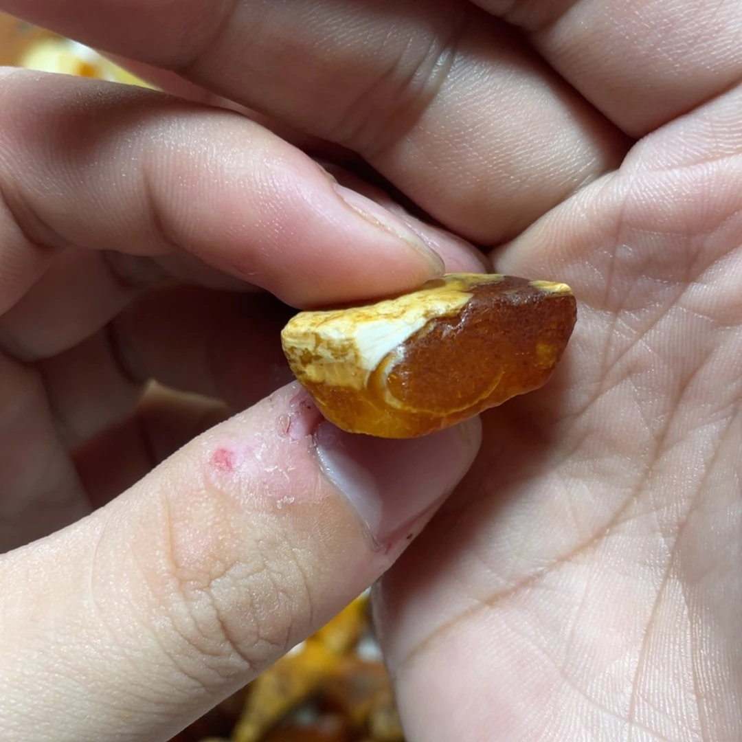 定制琥珀天然原矿