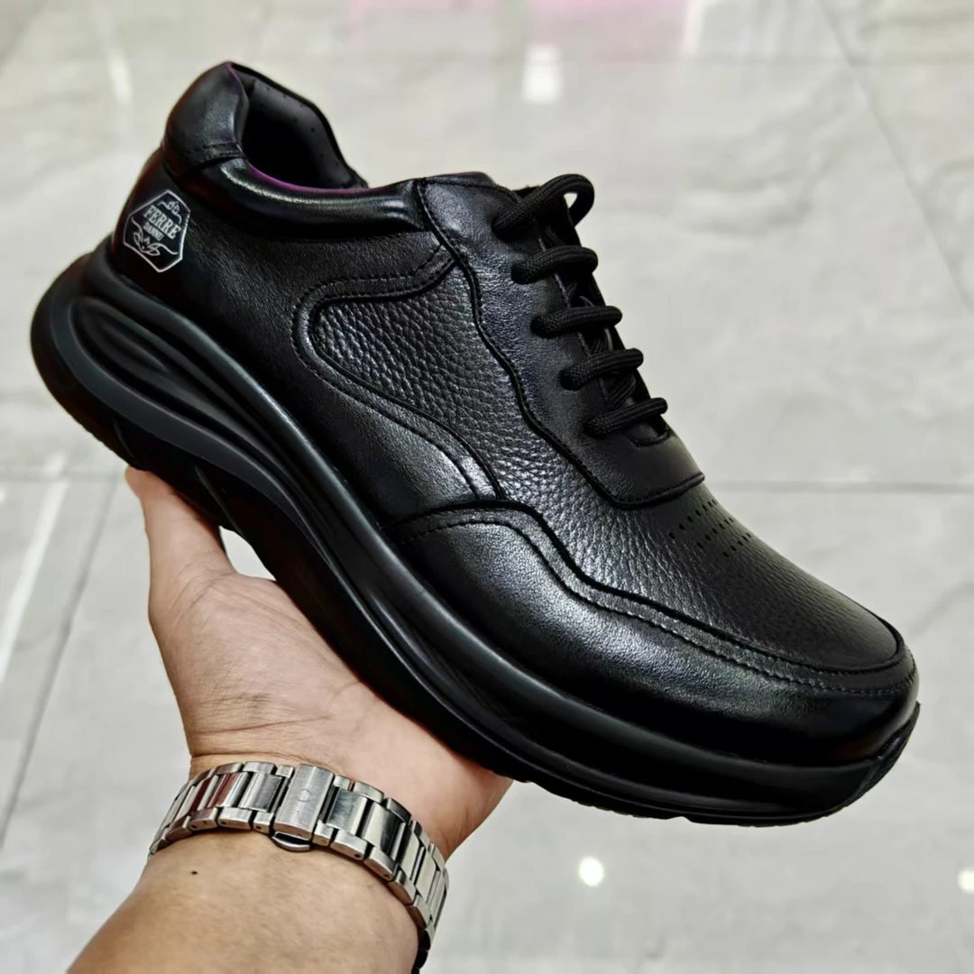 费雷丹奴黑色真皮时尚冬季运动皮鞋夏季男士透气通勤软底百搭舒适