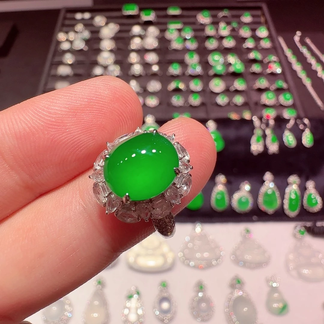 如***…翡翠18K金镶嵌戒指戒指分单总价58800