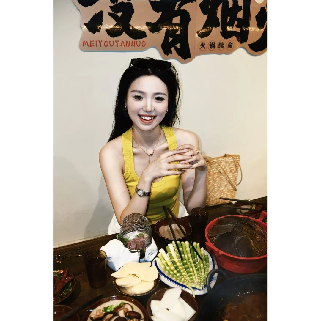 48H强推闭眼入/加长高克重冰丝针织纯色修身百搭吊带背心女 SU074