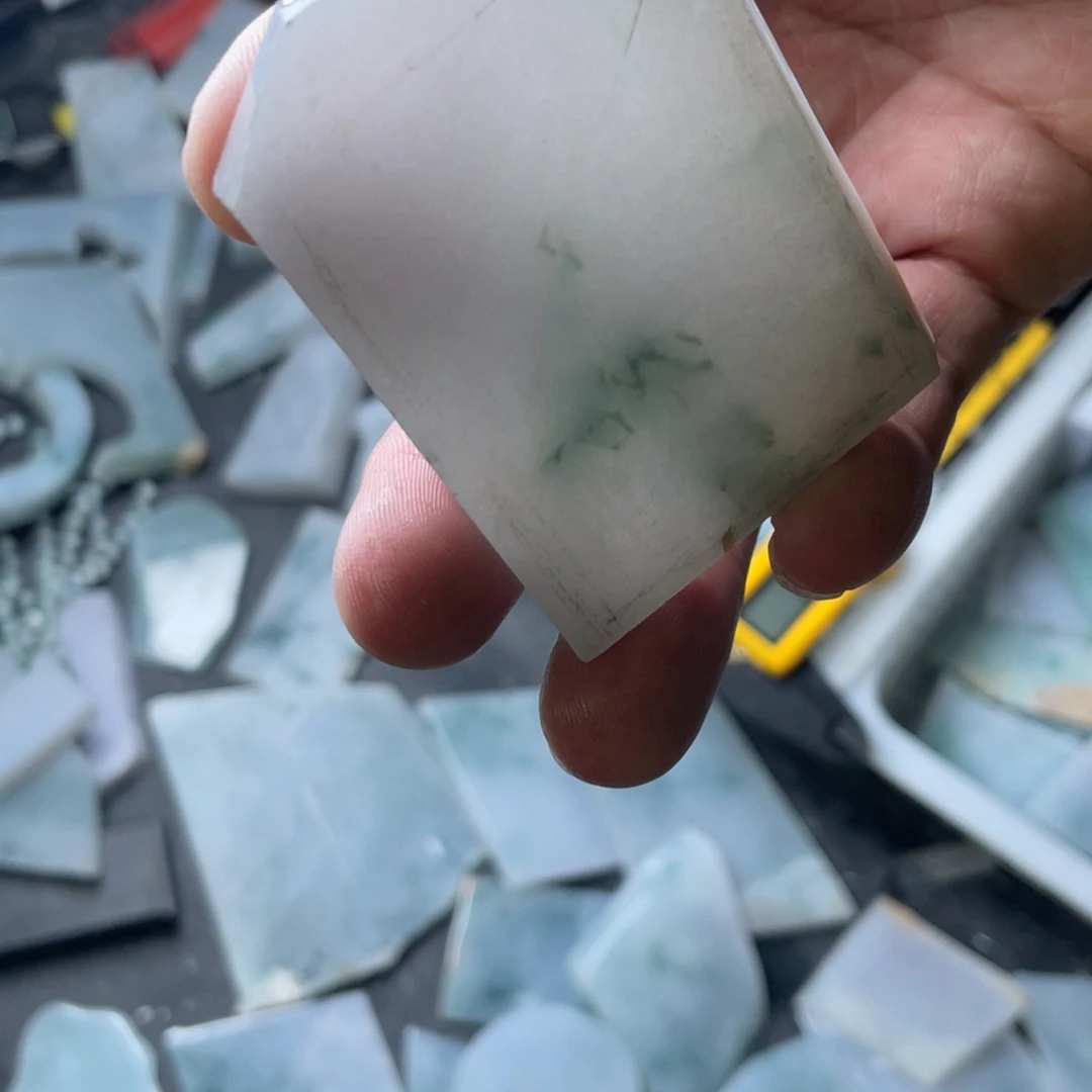 未镶嵌定制翡翠D**S包工