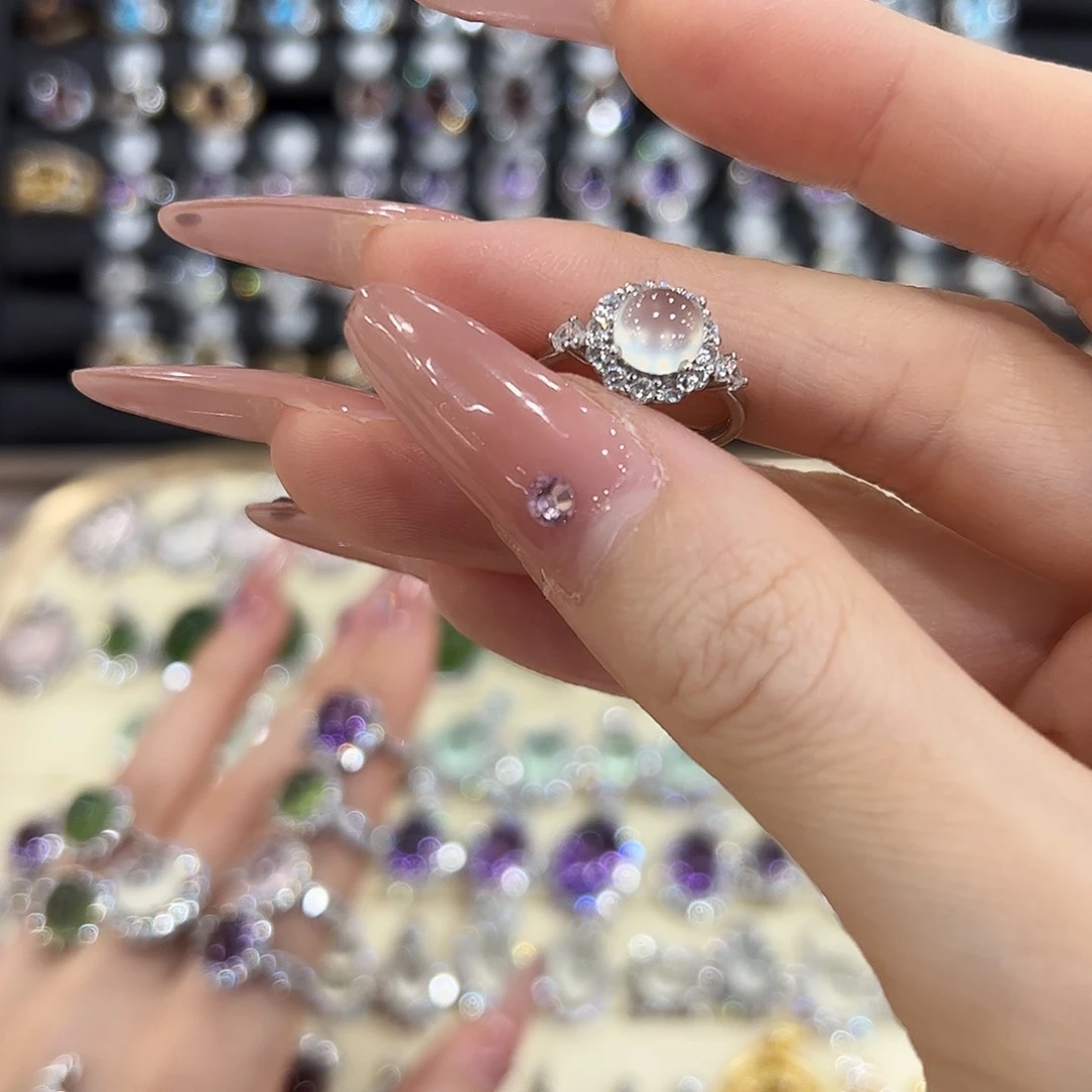 ****元岫玉银S925镶嵌戒指