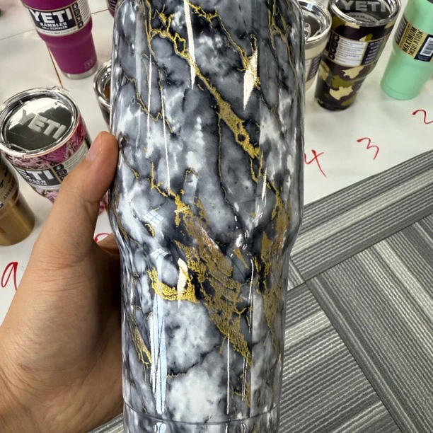 99新  YETI不锈钢保温保冷杯户外野营水杯大肚杯 30oz 887ml