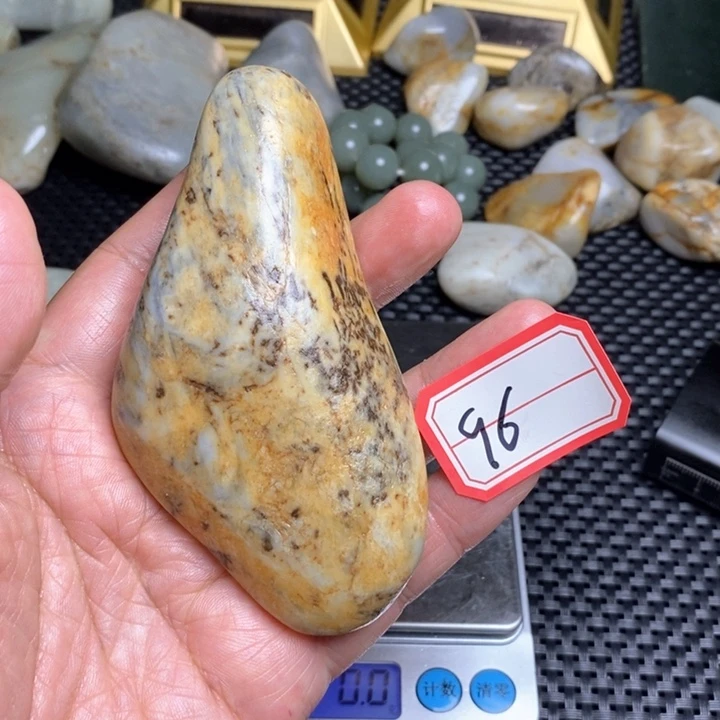 未镶嵌和田玉把件96