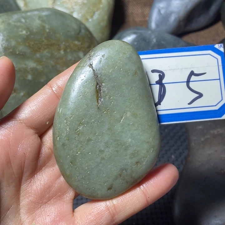 未镶嵌和田玉挂件