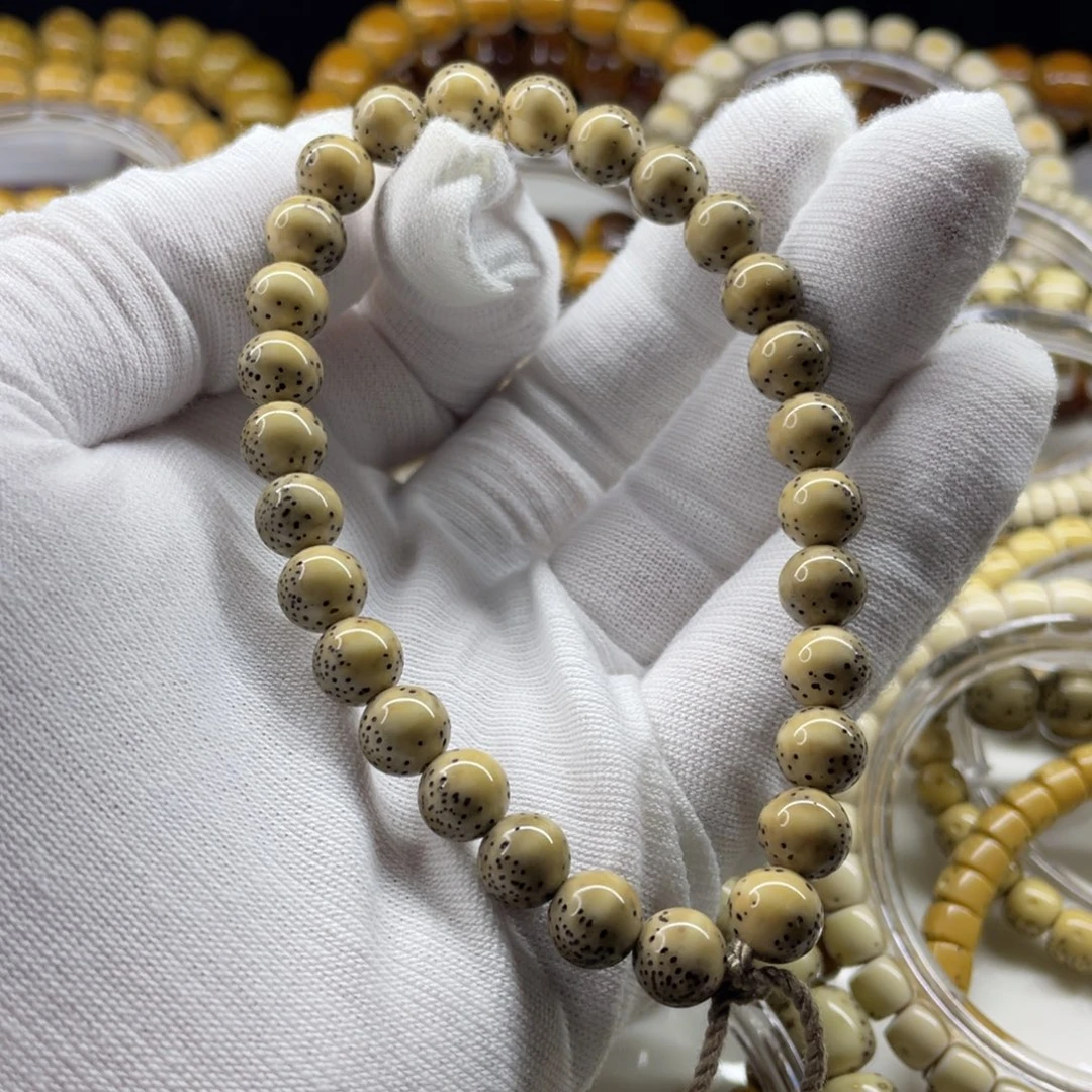 吊坠星月菩提绿背河豚8圆手持