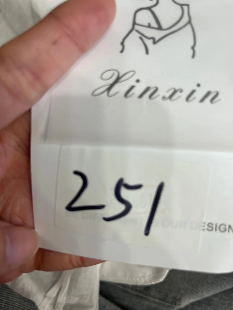 华子严选时尚上衣短袖