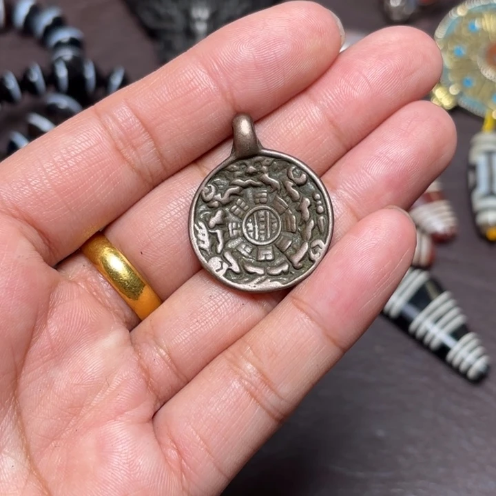 玻璃颈饰藏传喜马拉雅