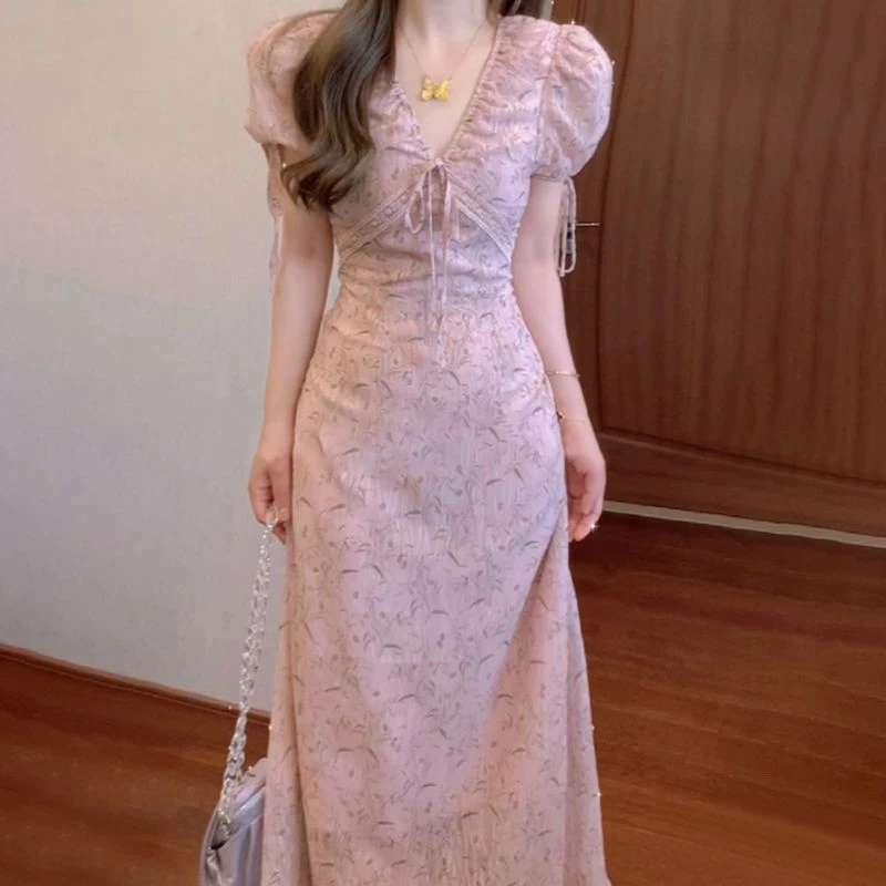 粉色领泡泡袖碎花连衣裙子女夏季2025新款法式茶歇风情万种长裙