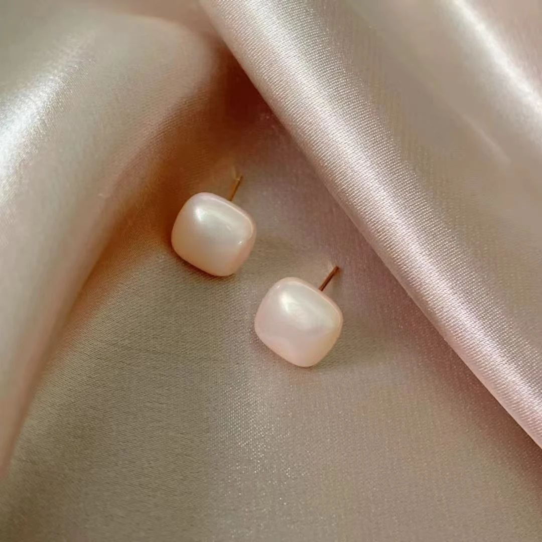 铜合金仿珍珠耳饰 气质百搭复古法式简约温柔素耳洞气质方糖耳钉