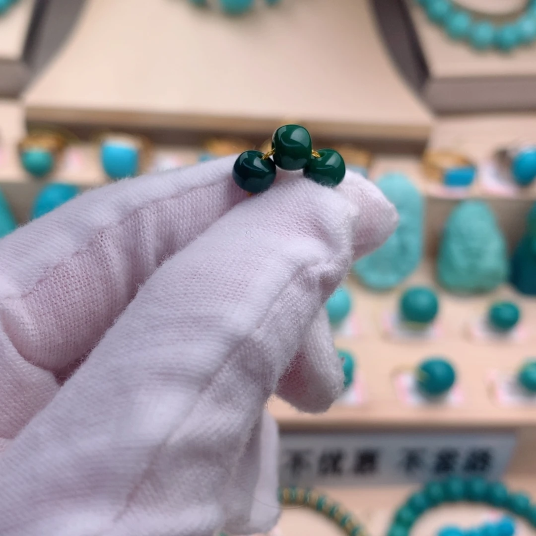 绿松石珠宝奇石未镶嵌