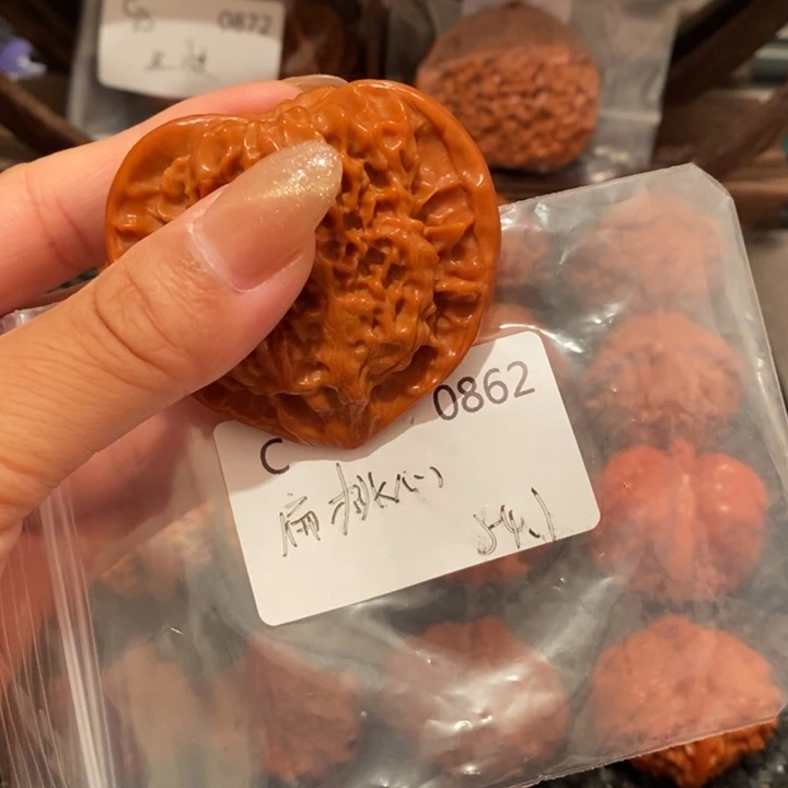 迪***噜把件文玩核桃精品
