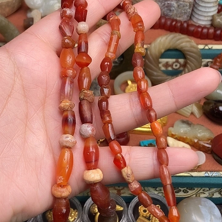 晤***主颈饰玻璃精美珠子