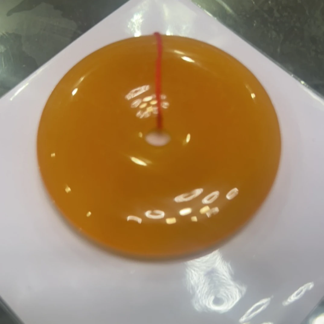 C 203 黄色平安扣吊坠