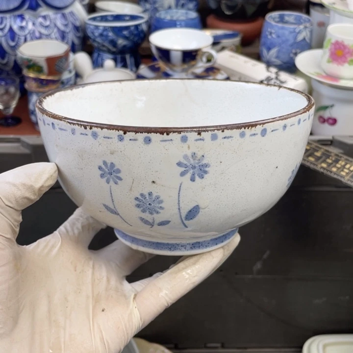 他家瓷器真美…开播了