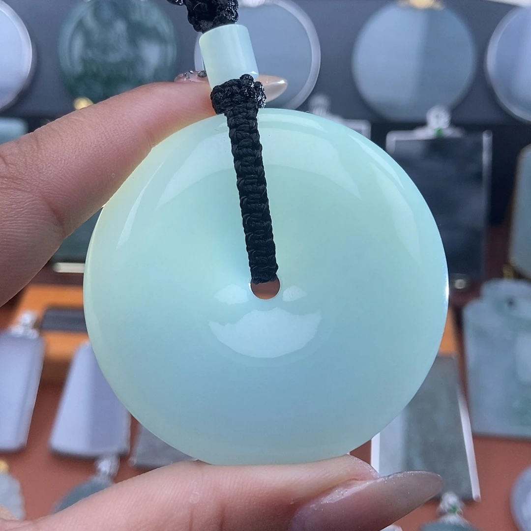 世***堂翡翠未镶嵌吊坠(不含链)