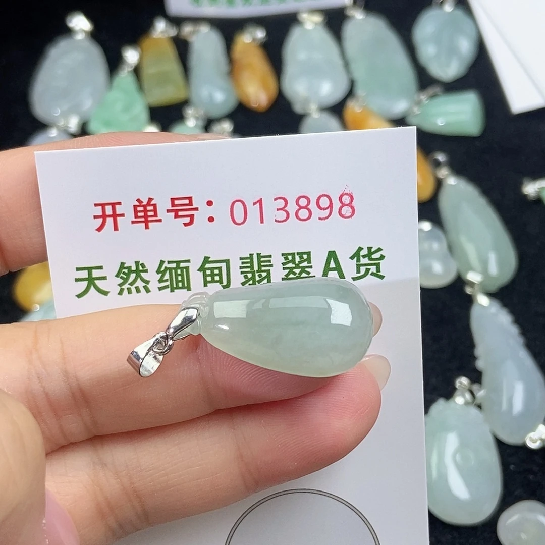 翡翠未镶嵌颈饰天然