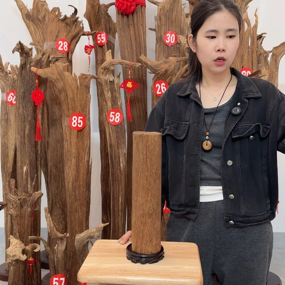 沉香碎屑沉香原材料