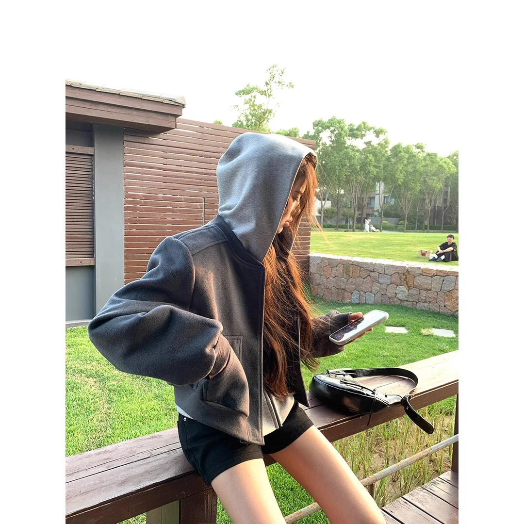 韩系复古短款外套棒球服女春季2025新款超好看减龄灰色夹克上衣