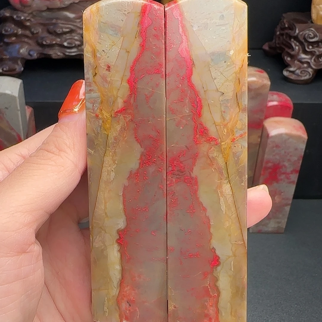 昌化石昌化鸡血石
