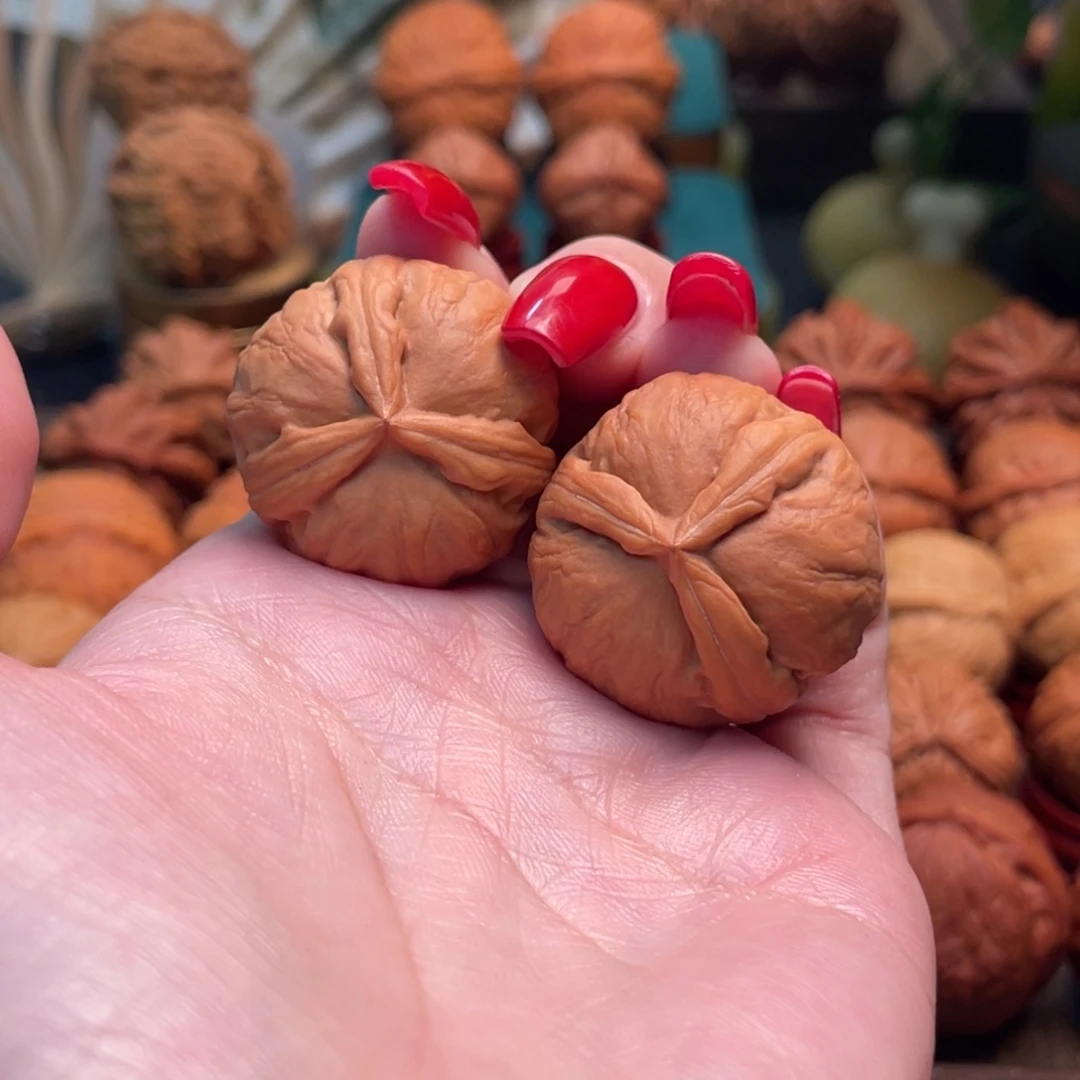 把件文玩核桃龙珠三棱