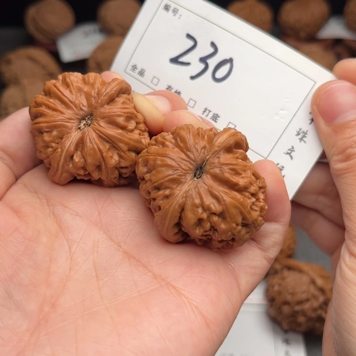 吊坠文玩核桃39元230